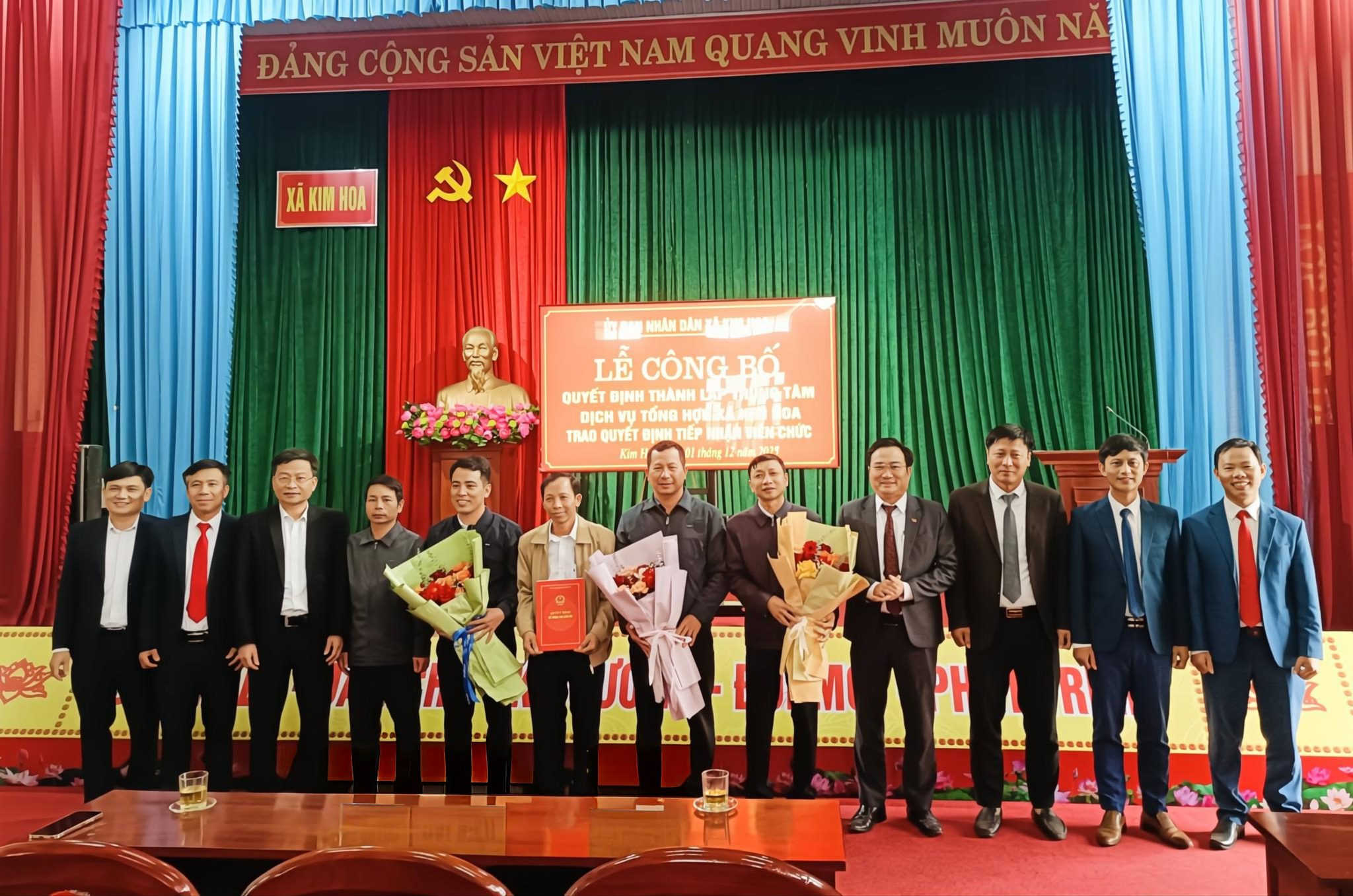 Công bố thành lập Trung tâm dịch vụ tổng hợp xã Kim Hoa