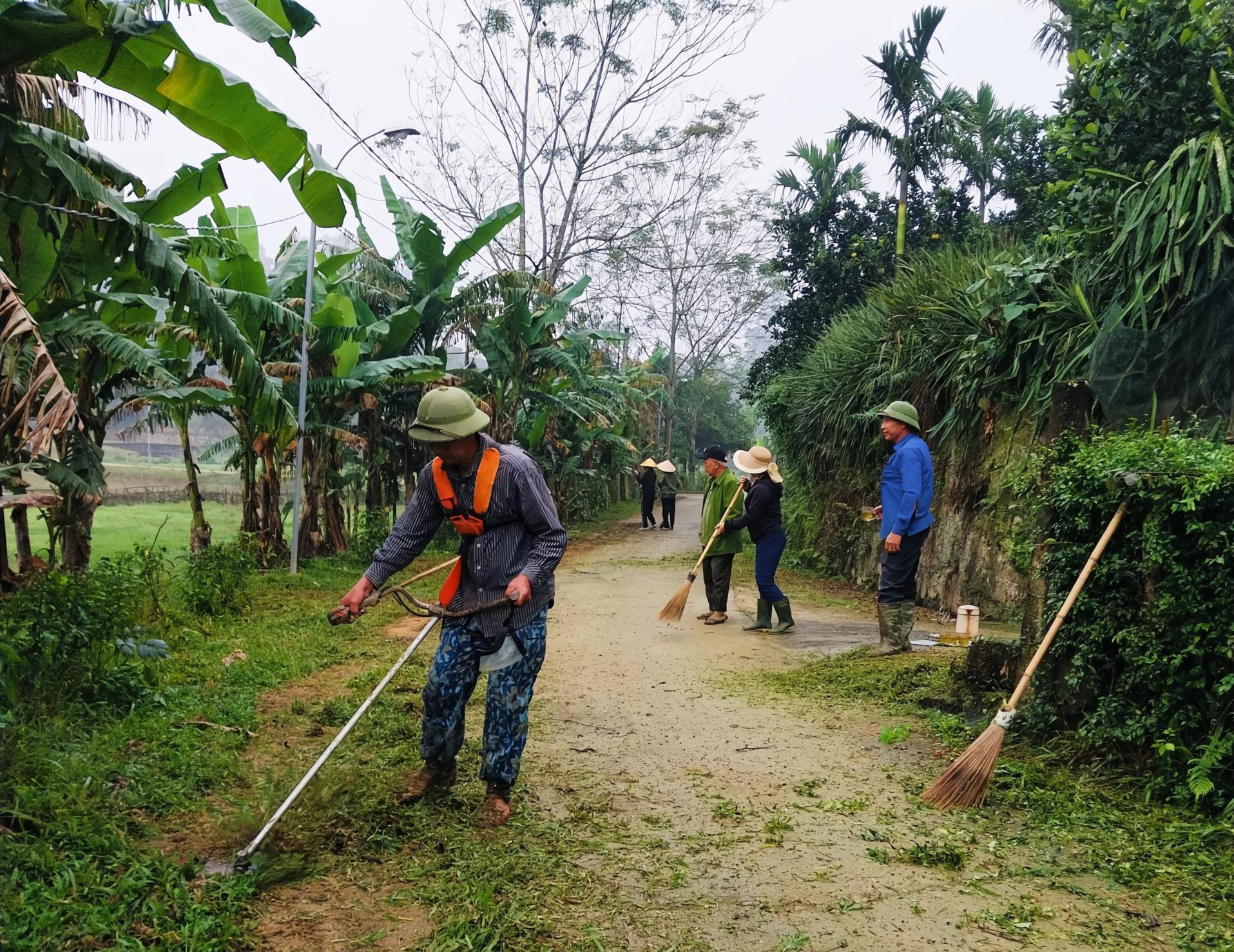 Xã Kim Hoa ra quân thi đua cao điểm xây dựng NTM 