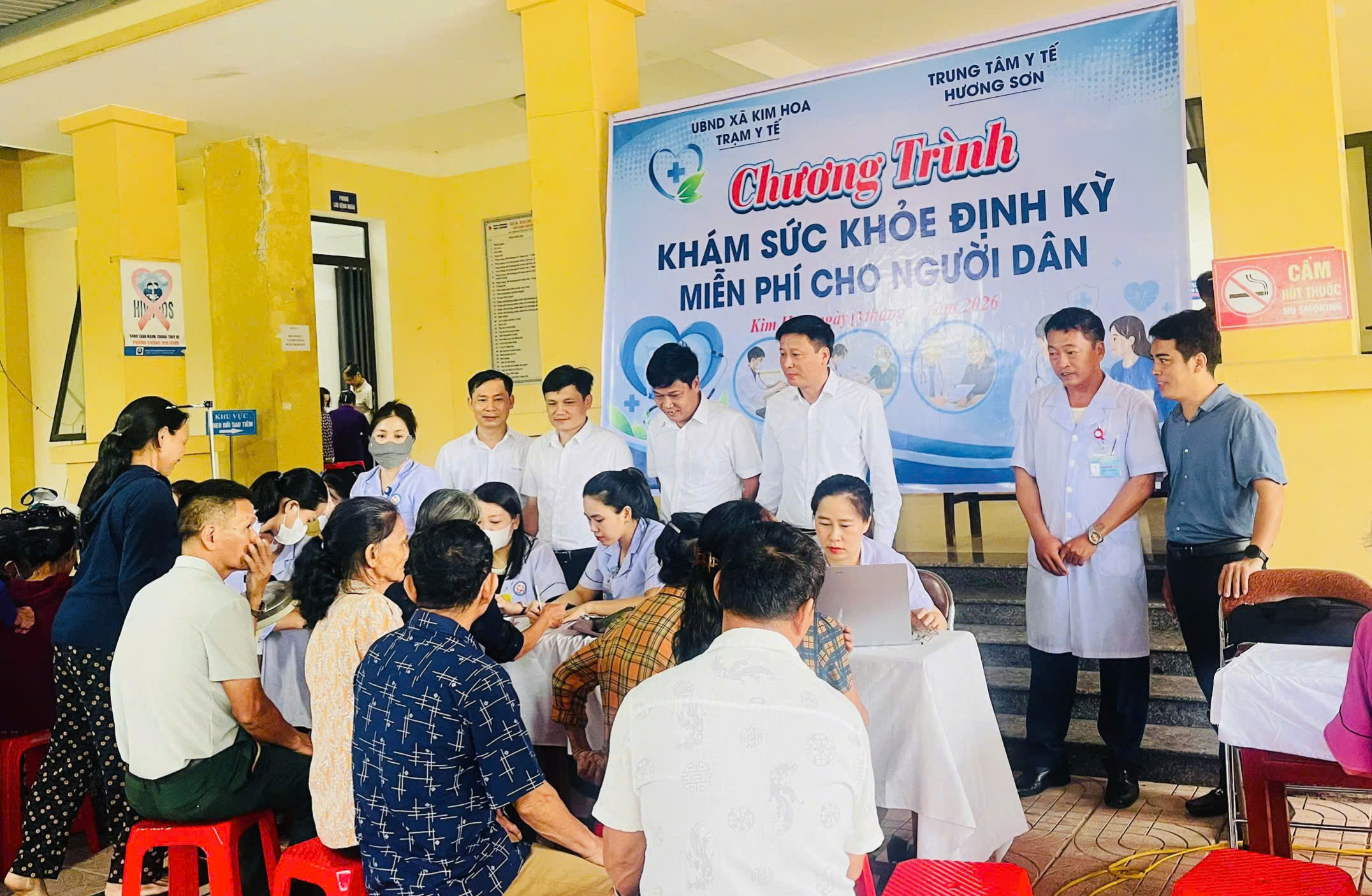 Xã Kim Hoa khám sức khỏe miễn phí toàn dân