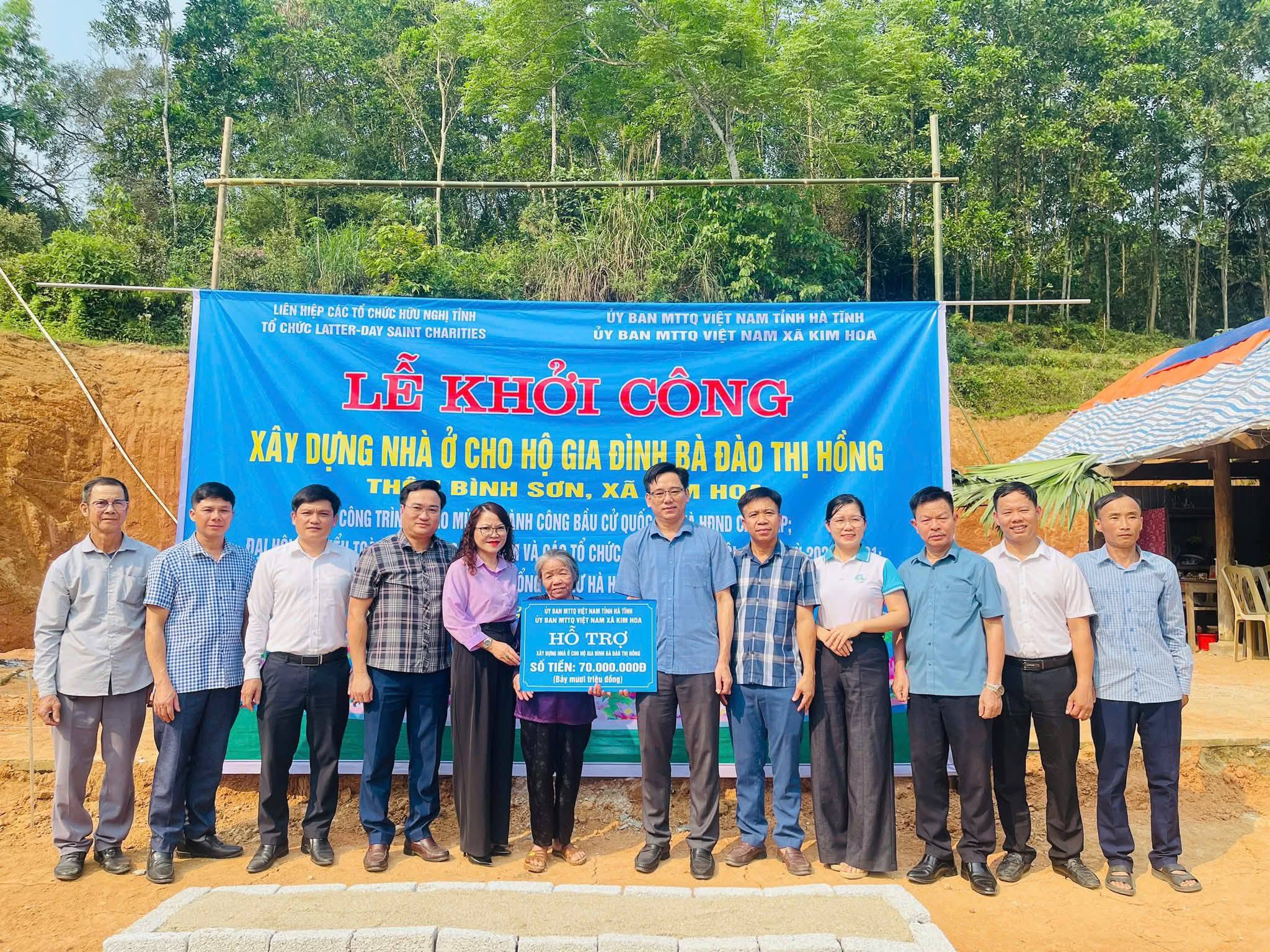 Khởi công xây dựng nhà ở cho hộ khó khăn