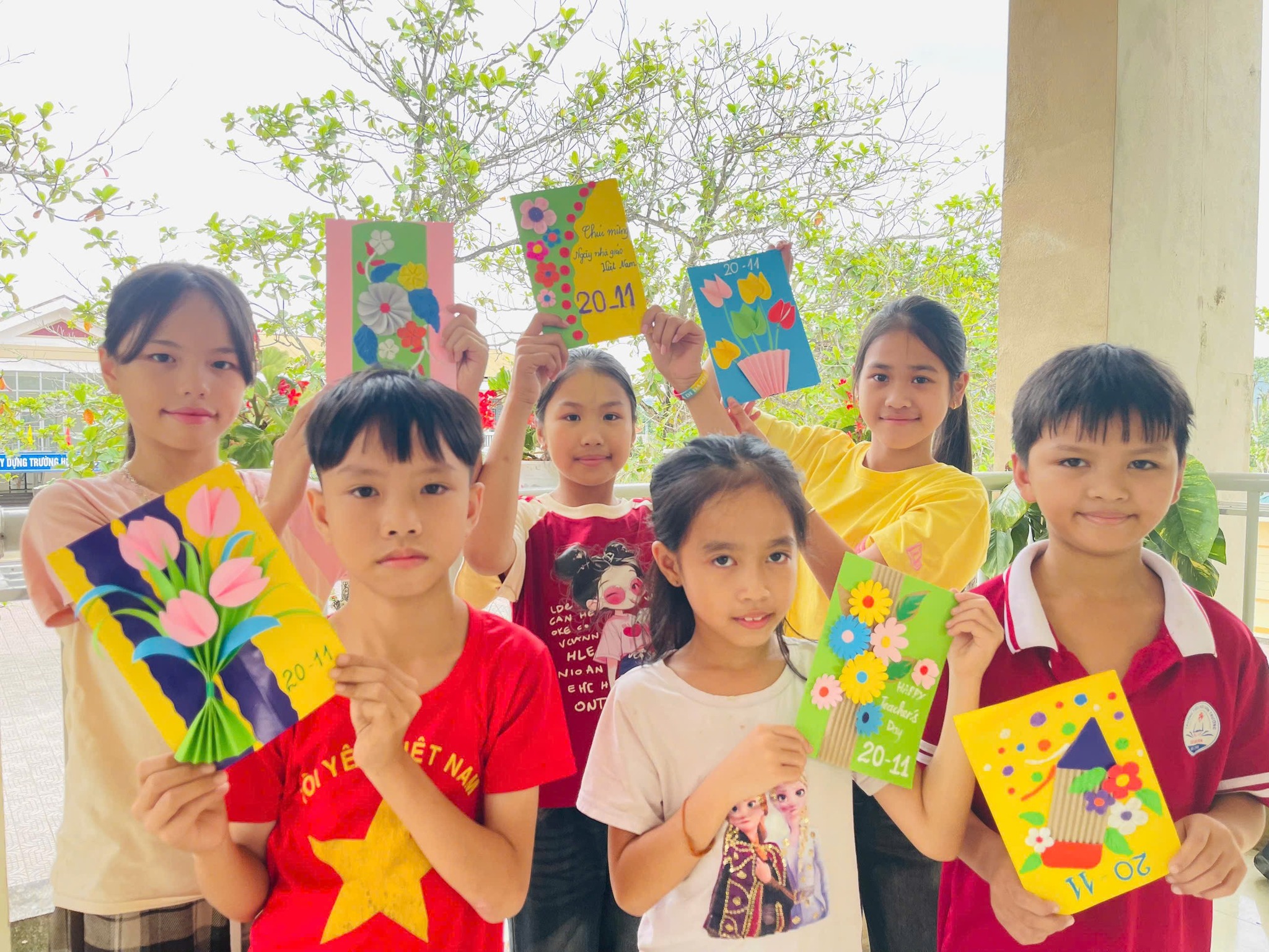 Trường TH Sơn Trường: Nhiều hoạt động chào mừng Ngày Nhà giáo Việt Nam