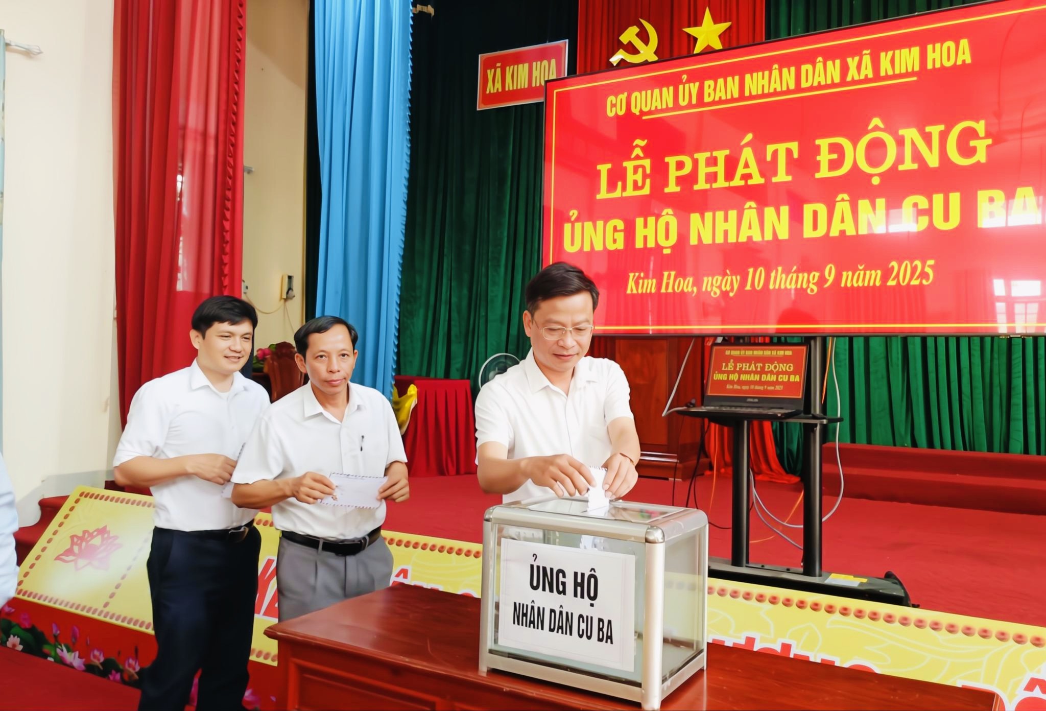 Cơ quan Đảng ủy, HĐND, UBND, UBMTTQ Xã Kim Hoa: quyên góp ủng hộ Nhân dân Cuba