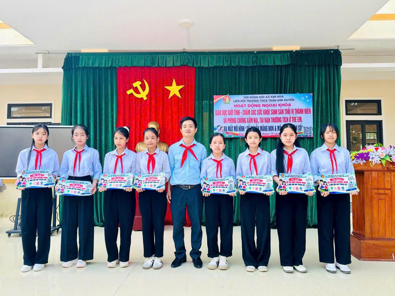 Ra mắt mô hình "Tổ tư vấn măng non & mã QR an toàn"