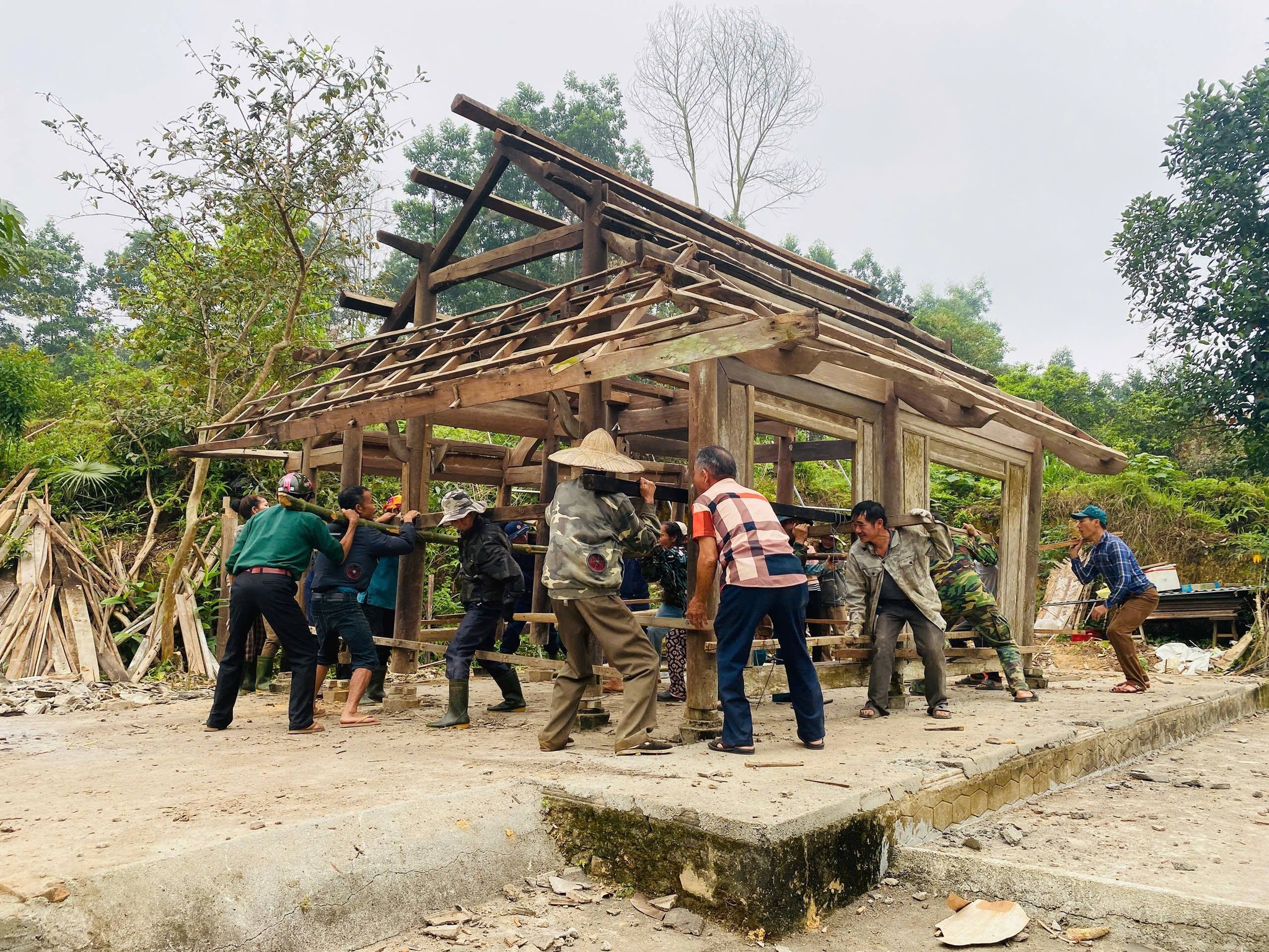 Hội Nông dân xã Kim Hoa hỗ trợ hội viên làm nhà ở 